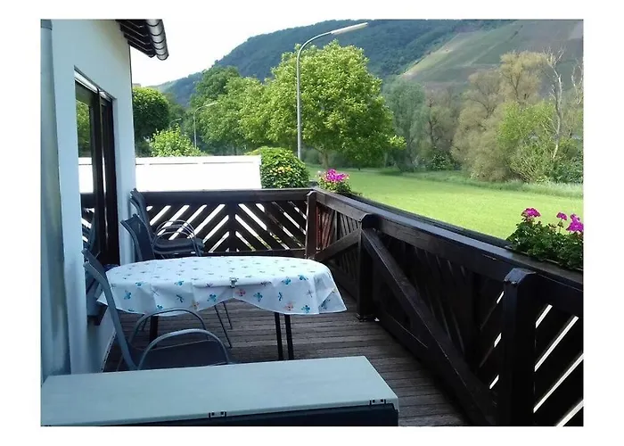 בית נופש Moselle 1 Lösnich